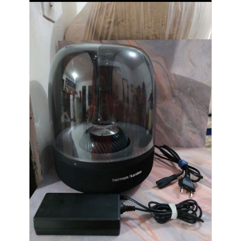 Speaker harman kardon aura second
