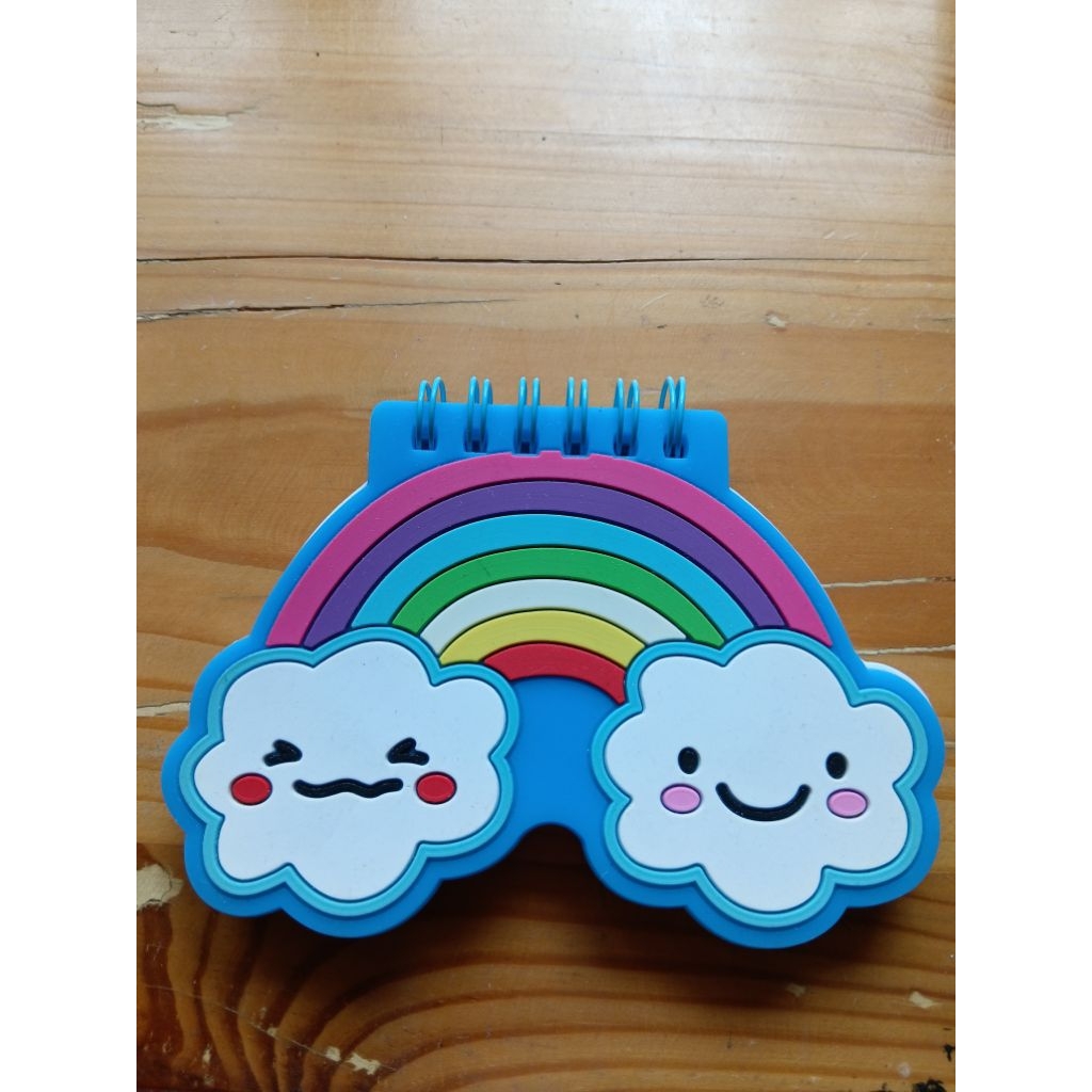 

Notebook Silikon Bentuk Pelangi Awan