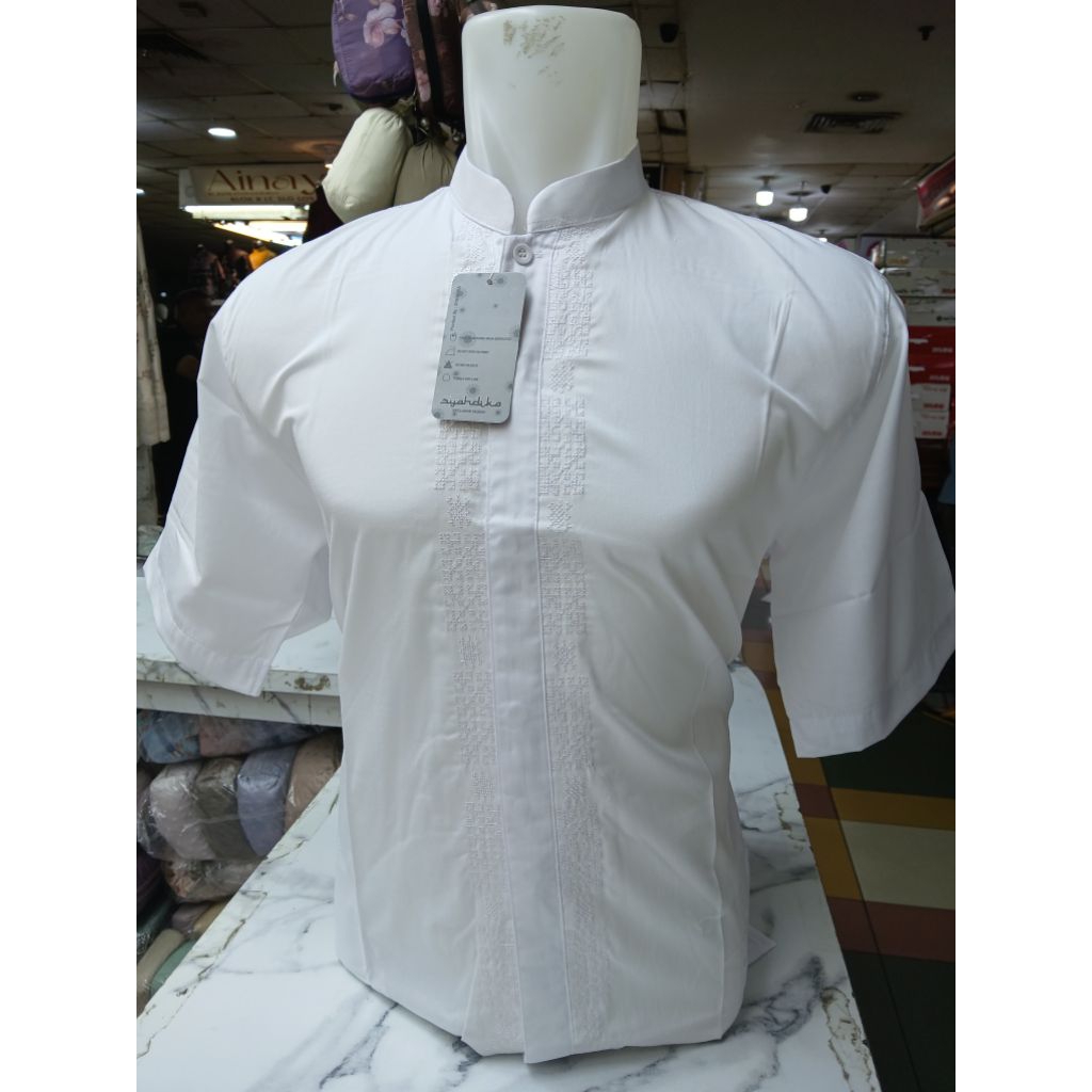 BAJU KOKO PRIA DEWASA LENGAN PENDEK PUTIH BERSIH MERK SYAHDIKA