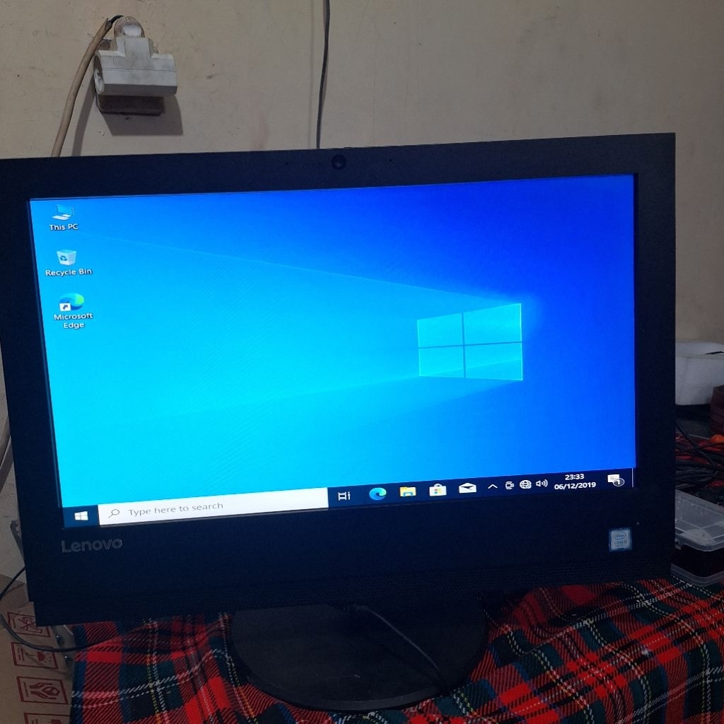 pc all in one lenovo core i5 gen 7 ram 4 gb hdd 1tb normal