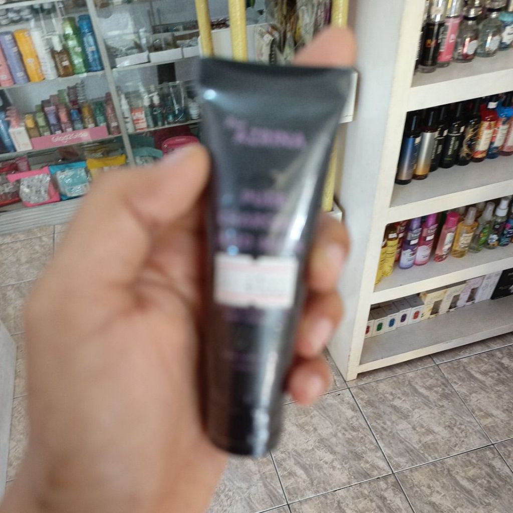 AZRINA PURE CHARCOAL MUD MASK