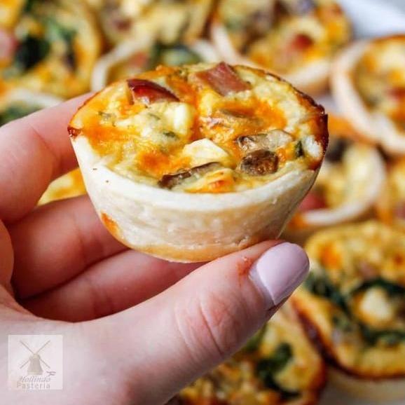 

Mushroom, Smoked Ham, Cheese Egg-Tartlets in large muffin format [6 pcs]
