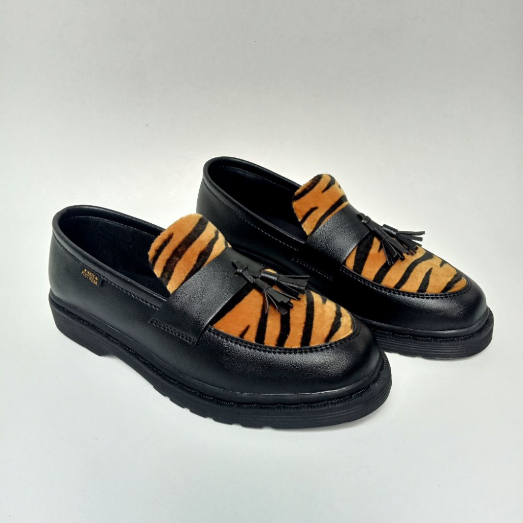 HADE LV DA 04 - Sepatu Loafer Leopard Pria Wanita Slip On Sepatu Modis ,Trendi Sepatu Kasual Bervari