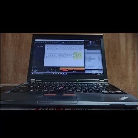 Laptop Lenovo Thinkpad X230 Intel Core i5 3th Gen RAM 8GB