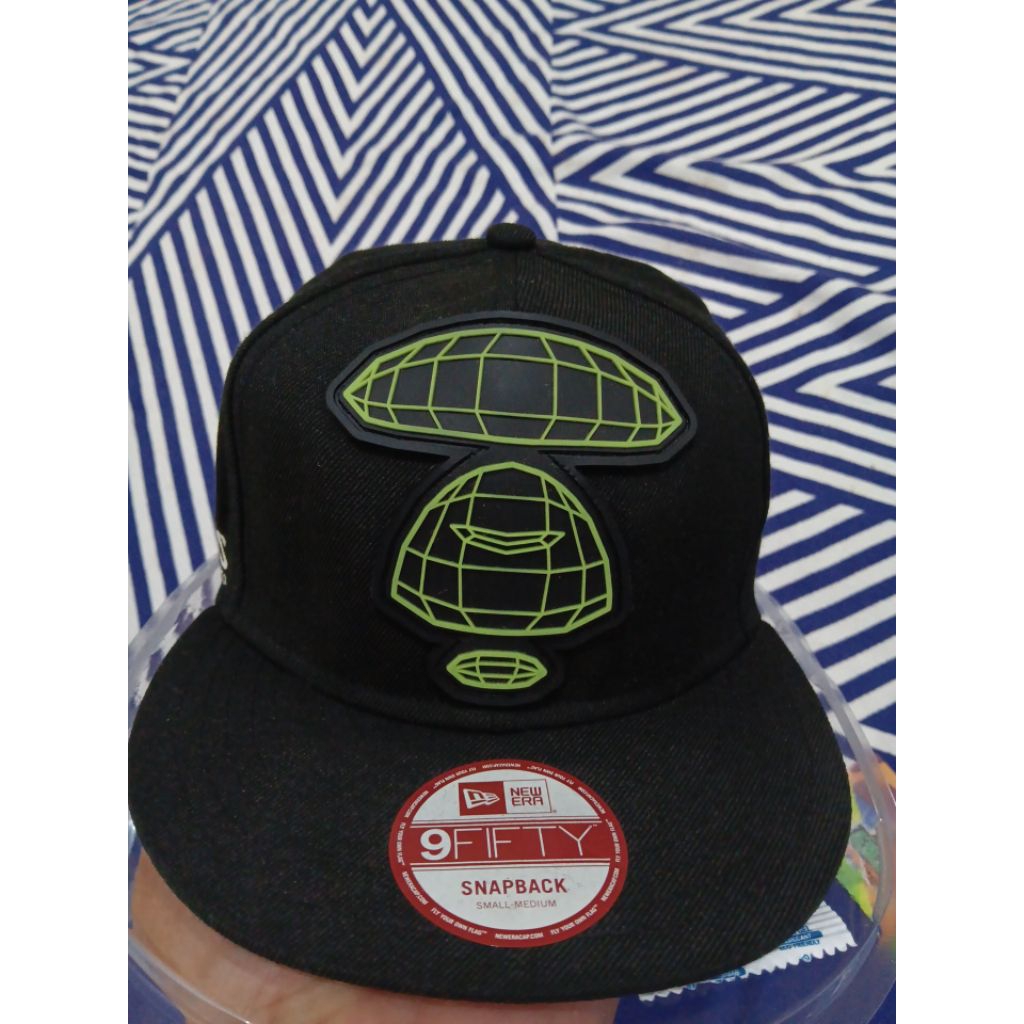 Snapback New Era x AAPE..