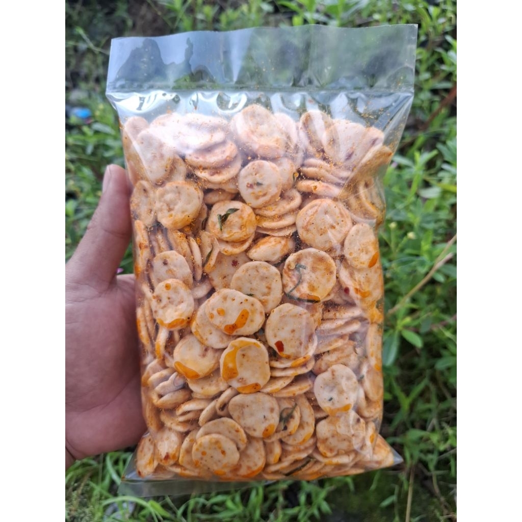 

KERUPUK SEBLAK KAKAP 250GRM SAJODO SNACK PEDAS DAUN JERUK KHAS TASIKMALAYA