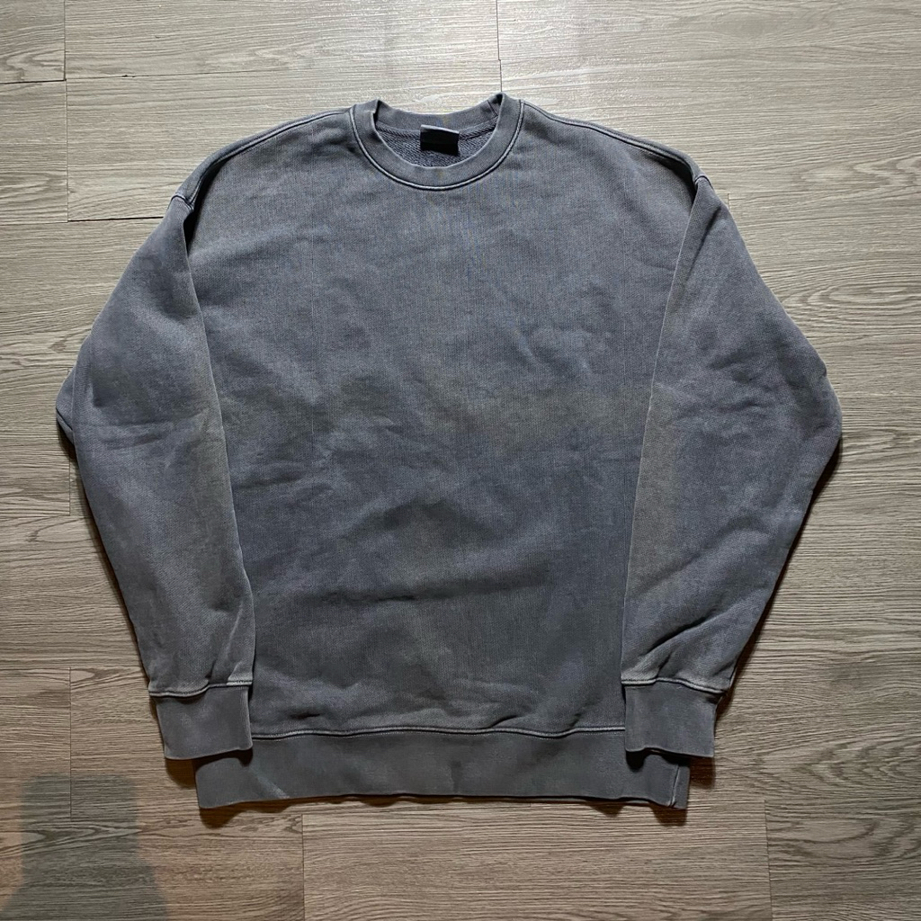 soverment pigment dyeing crewneck