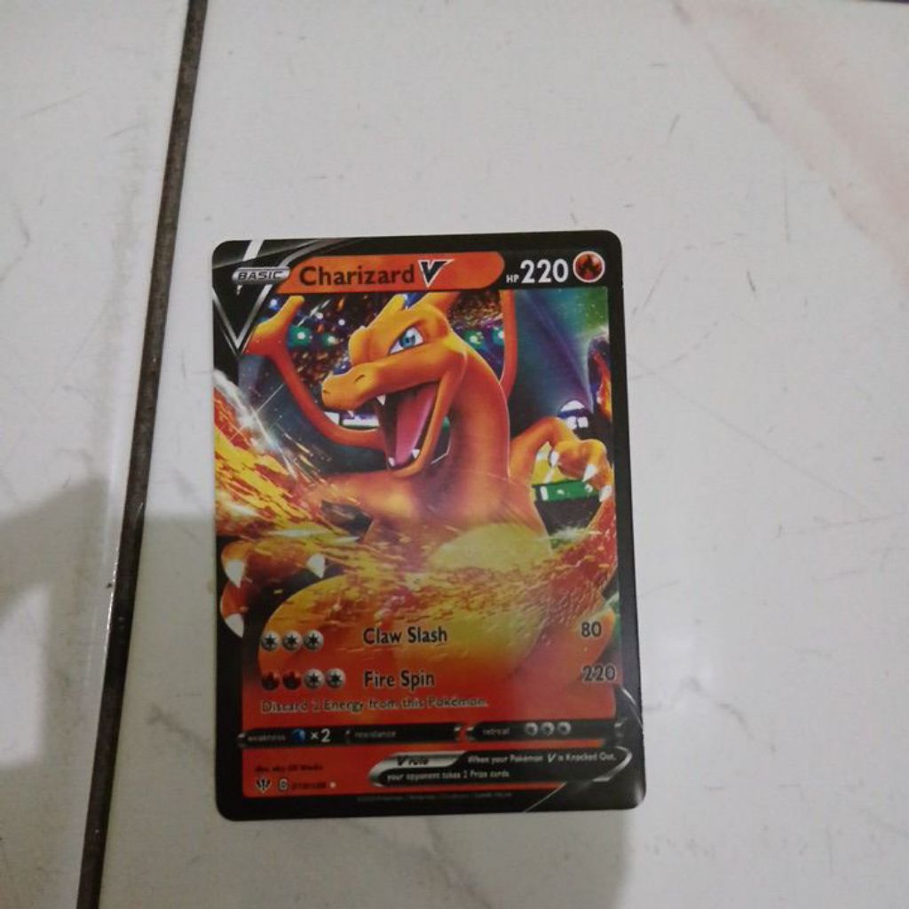 kartu pokemon charizard v