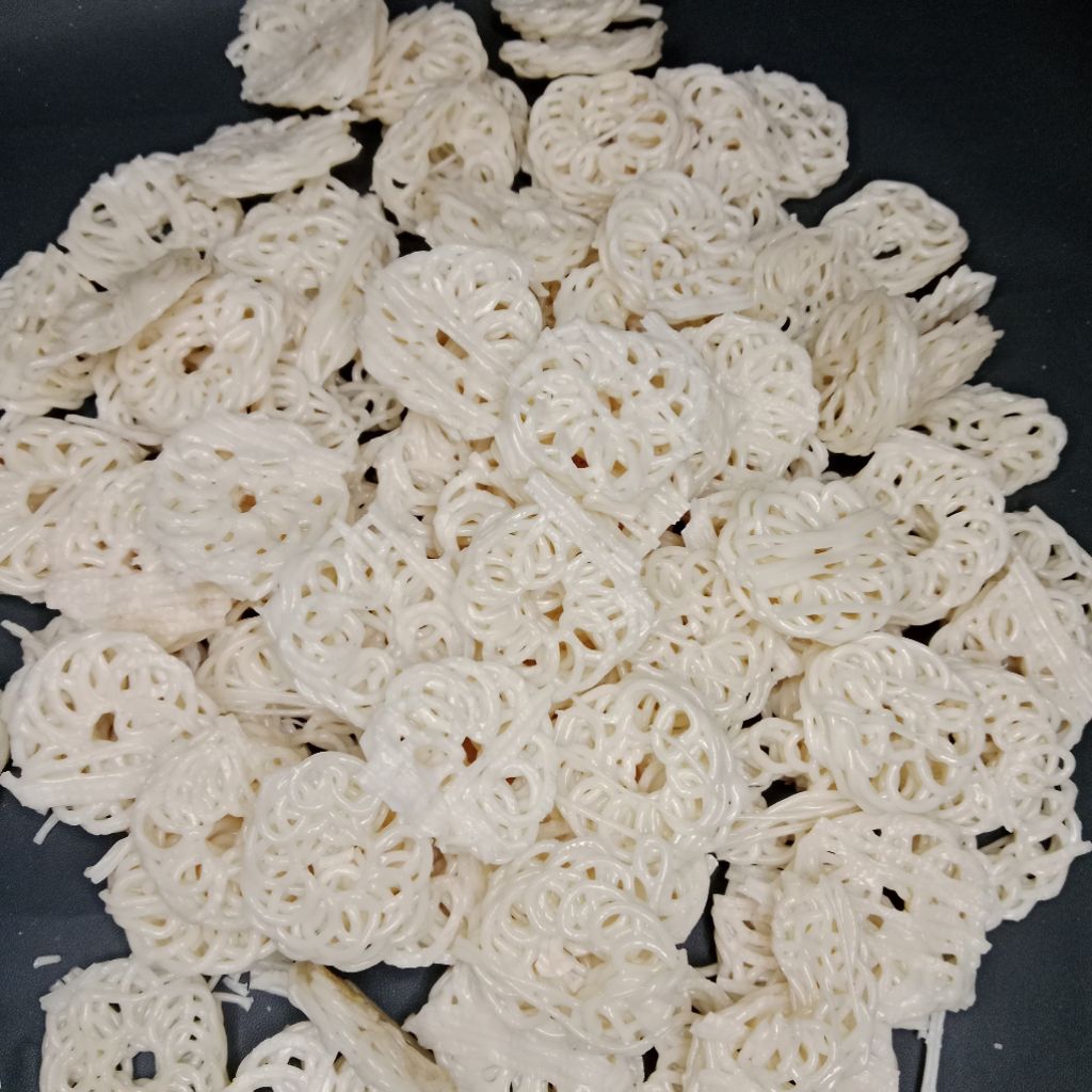 

1 kg kerupuk mawar putih toping seblak - kerupuk toping seblak super - kerupuk mekar