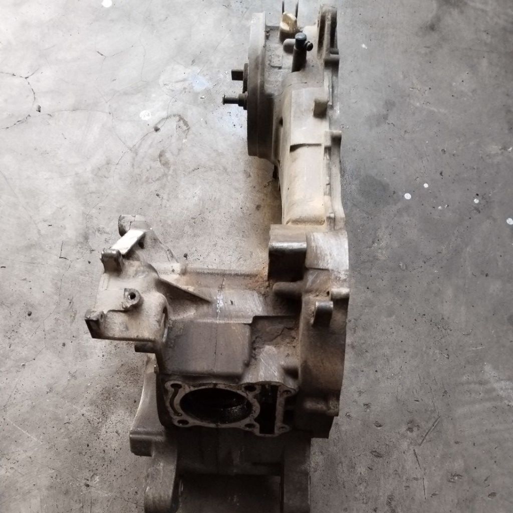 crank case kreng kes blok mesin blok nomer blok nomer mesin satu set kalter kanan+kiri yamaha mio j 