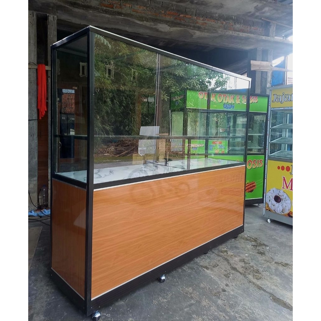 Etalase warung padang
