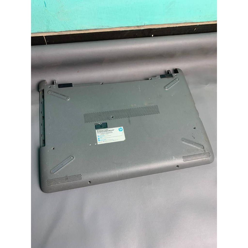 Case casing Cover Bottom Bawah Laptop HP 14 BS BW 240 245 246 G6   second kondisi baik copotan origi
