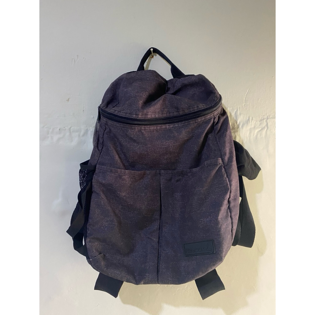 TAS REEBOK Unisex preloved