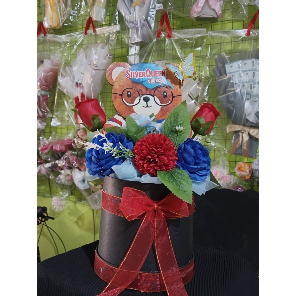 

Bloombox coklat beruang silverqueen