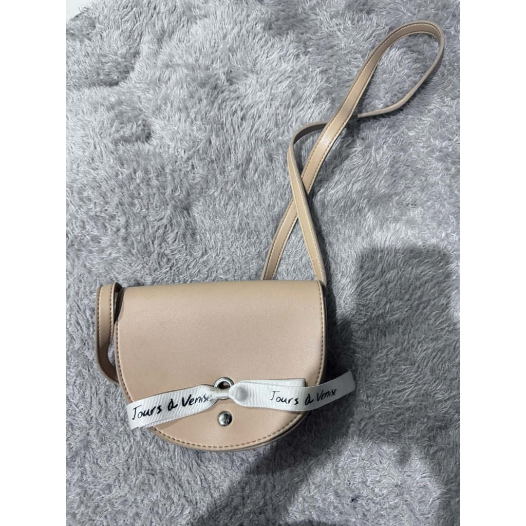 tas selempang miniso