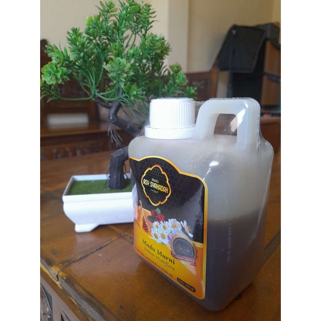 

Madu Murni Asy Syahadah 500g Full Nektar 100% Multiflora Asli Jaminan Uang Kembali