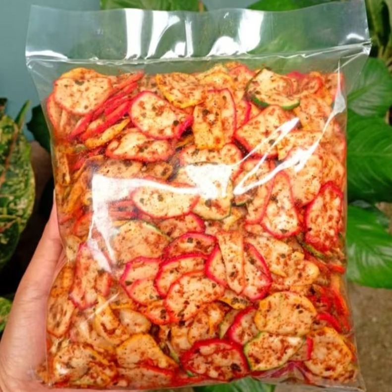 

KERUPUK SEBLAK BANTAT KERING/ KERIPIK PEDAS UKURAN 1KG ( COD )