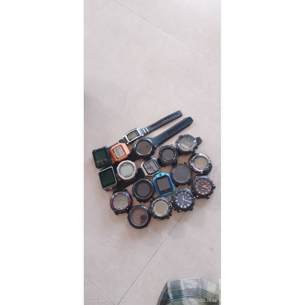 jam tangan rusak 18 pcs borongan seadanya