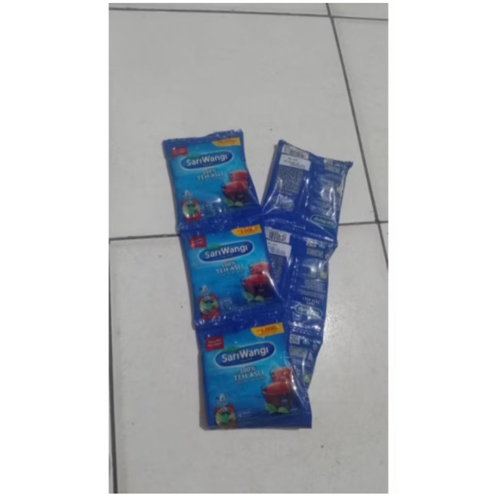 

Sariwangi teh celup sachet ( 1 renceng isi 6sachet )