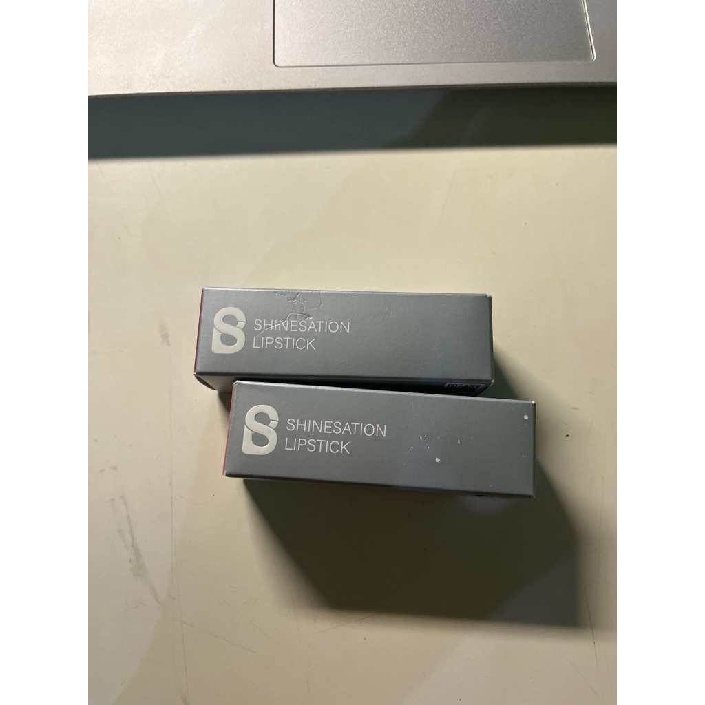 NEW Buttonscarves Shinesation Lipstick