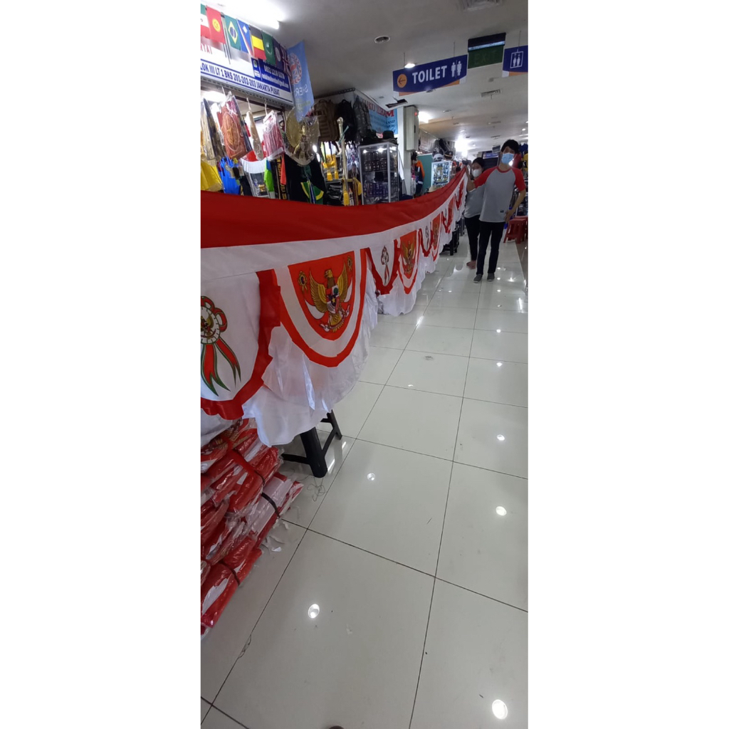 Umbul2 merah putih gelombang/vitrasi