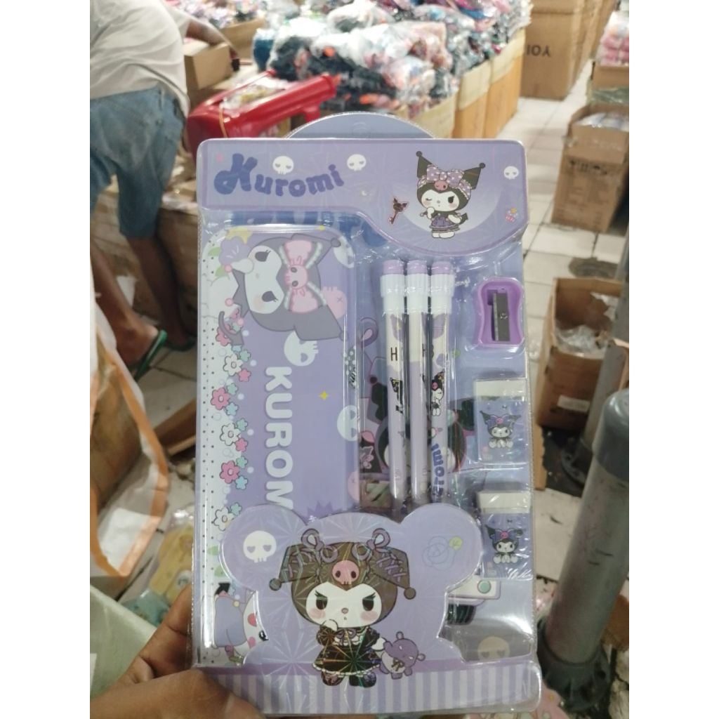 

tempat pensil karakter 1 set 4in1 motif lucu harga murah
