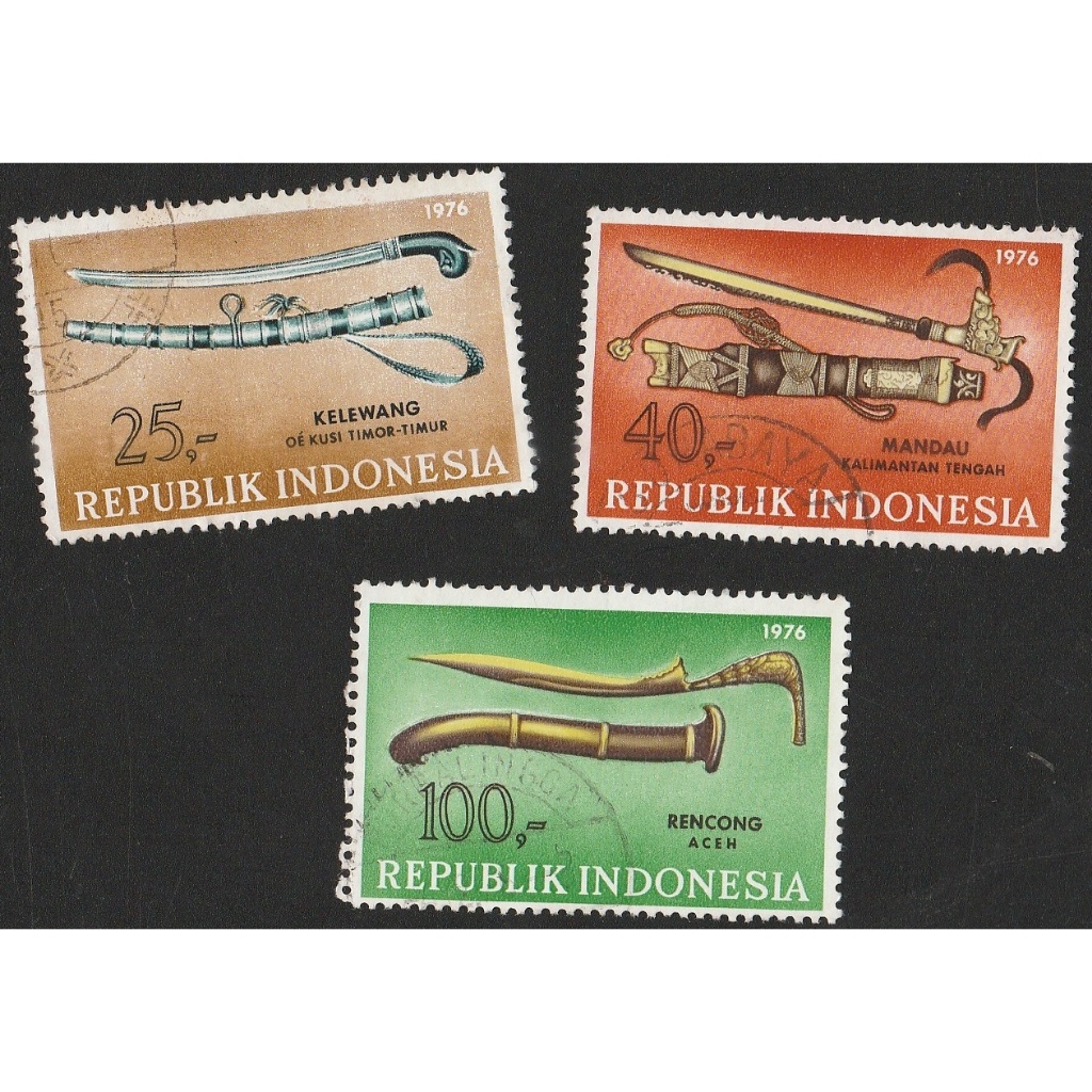 

A 12415 SET LENGKAP PRANGKO TEMA KEBUDAYAAN INDONESIA TAHUN 1976 DENGAN KONDISI SUDAH ADA CAP
