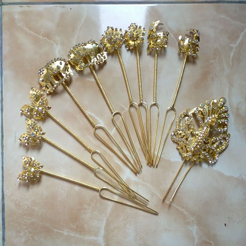 Set Perhiasan Imitasi