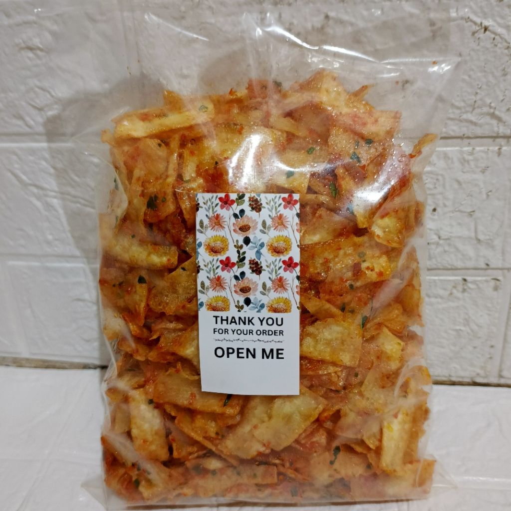 

Keripik singkong pedas gurih