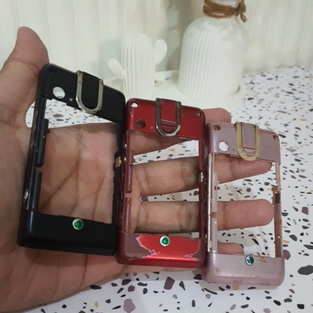 Casing belakang Sony Ericsson W995 Copotan