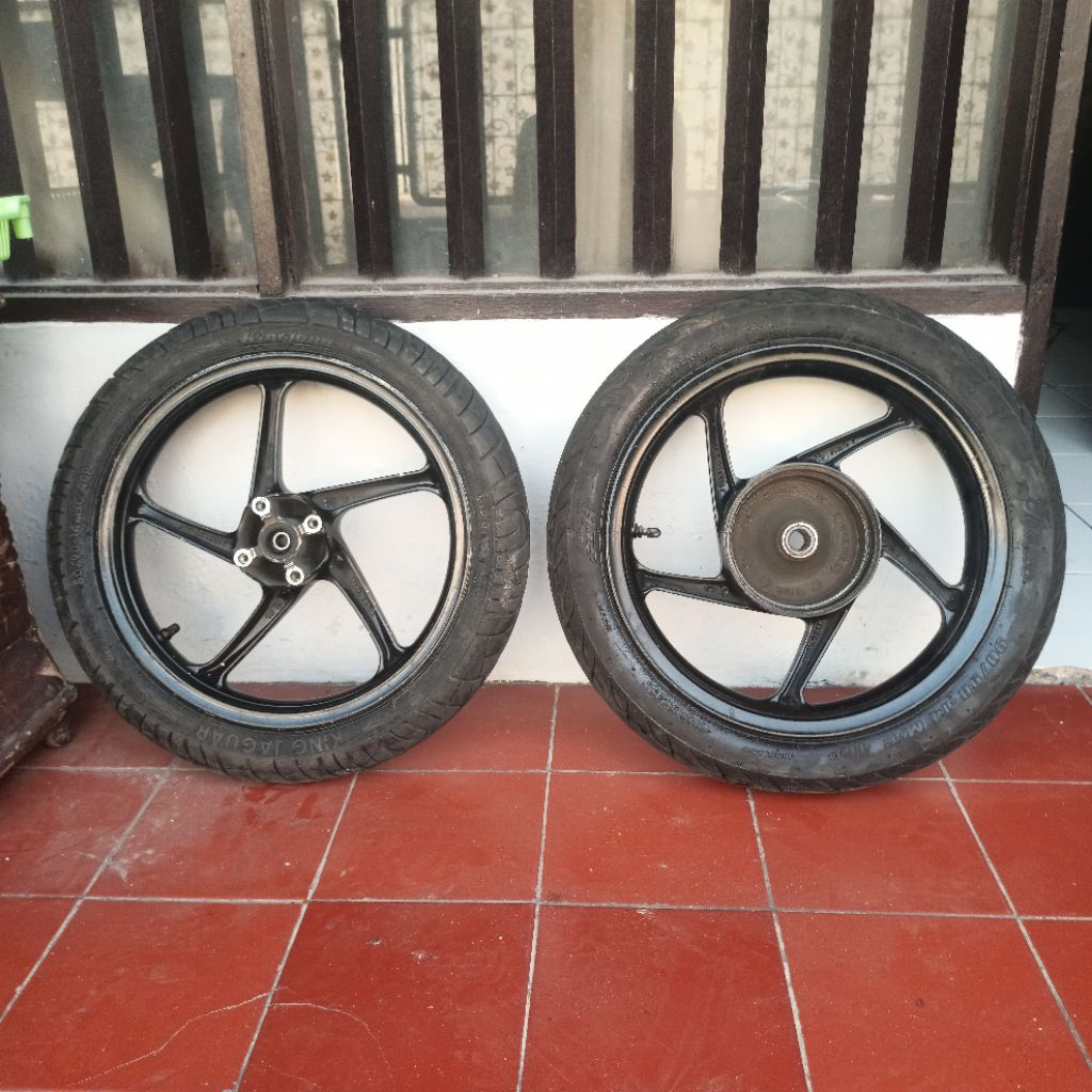 Velg R14 + Ban produksi 2025&24 Copotan Scoopy Karbu Repaint Black