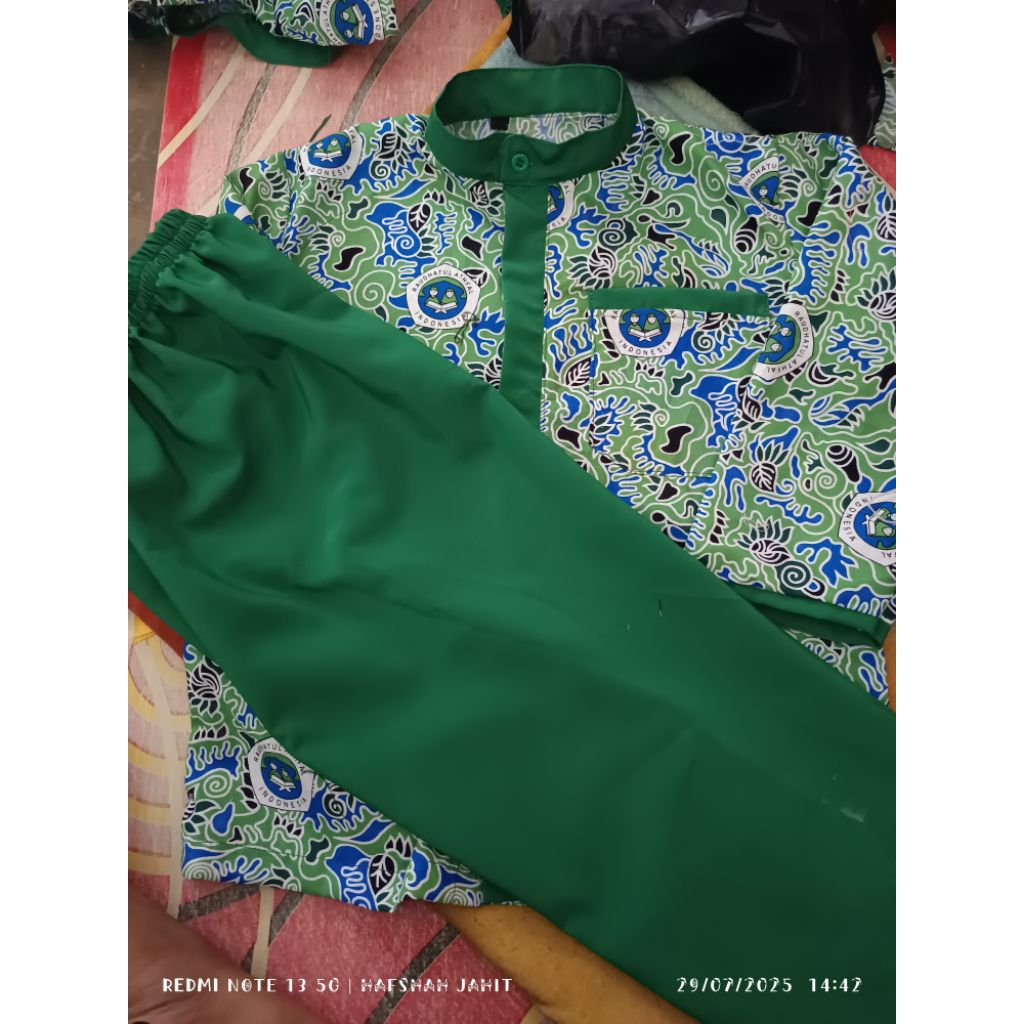Seragam Batik RA (RAUDHATUL ATHFAL) PAUD/TK bahan katun palembang
