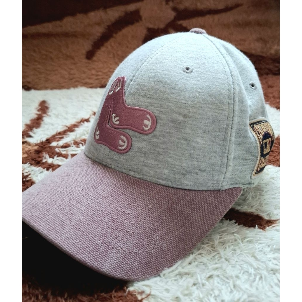 topi preloved MLB