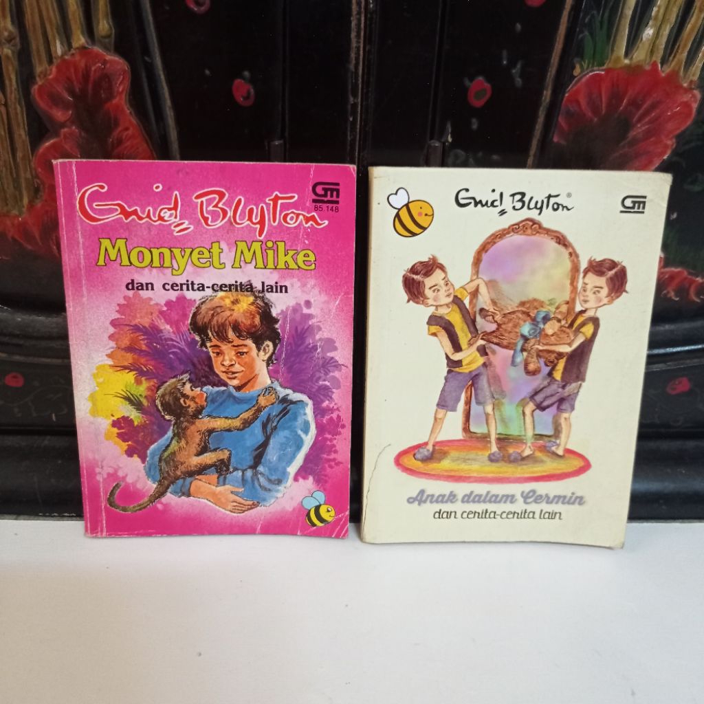 novel enid blyton seri kumbang (cabutan)