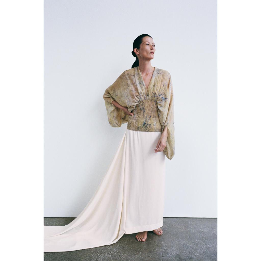 ZARA ATASAN MOTIF ZW COLECTION