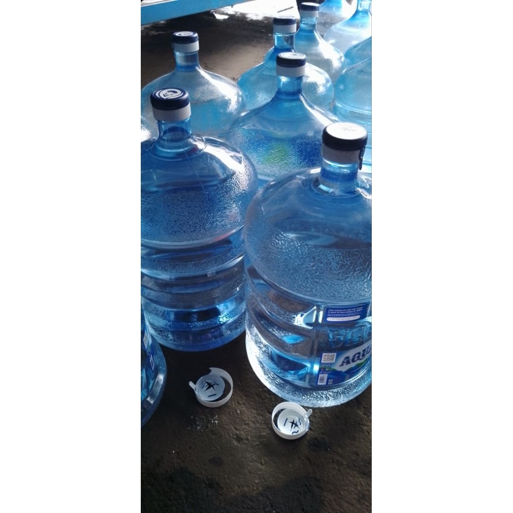 

Aqua galon+ isi 19 lt/galon aqua+ isi