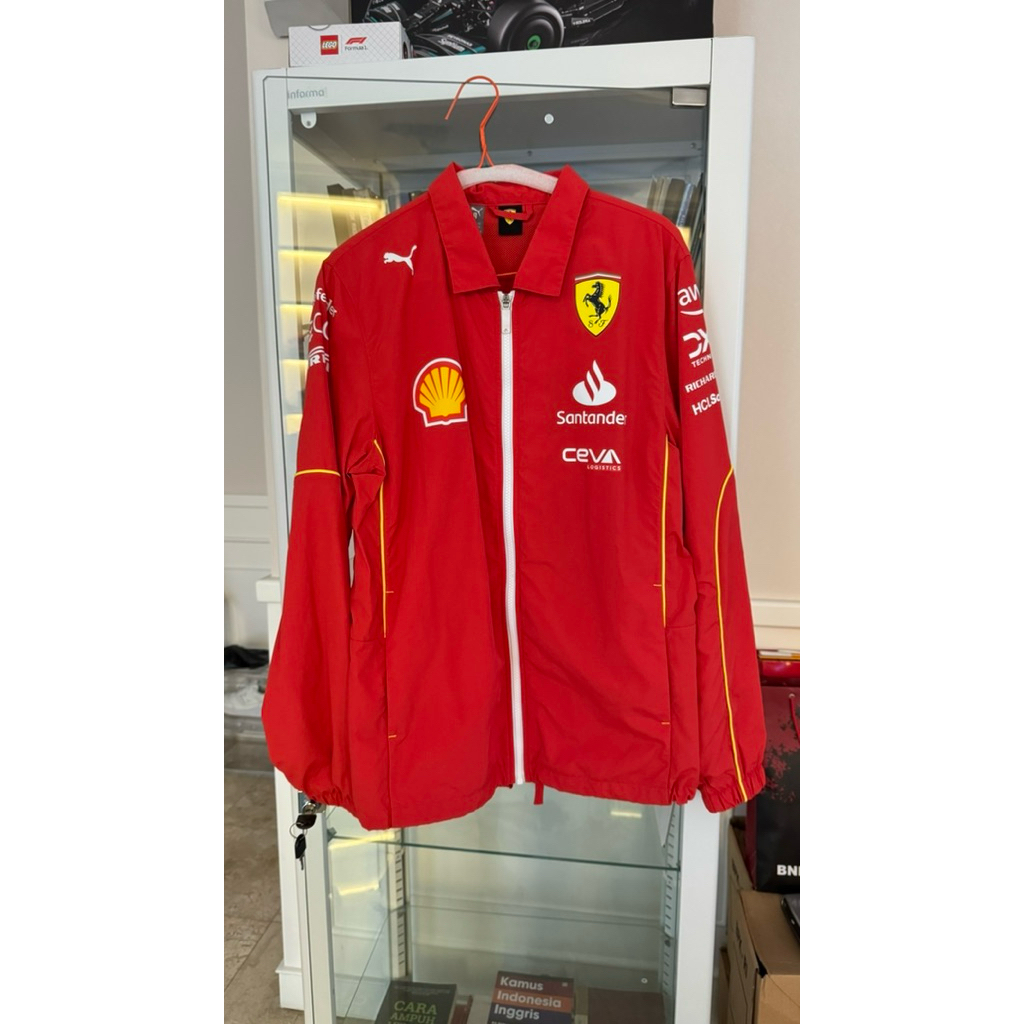 2024 Scuderia Ferrari Formula 1 Softshell Jacket