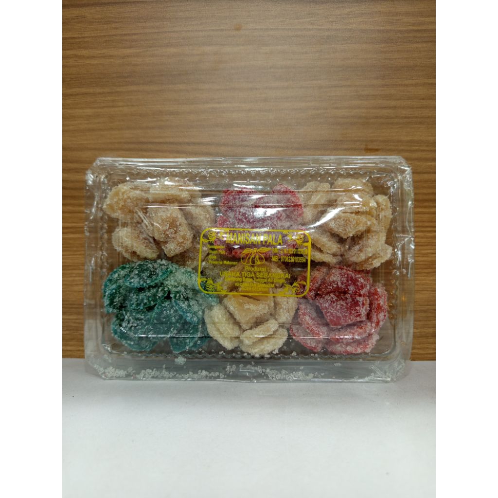 

manisan pala khas aceh selatan