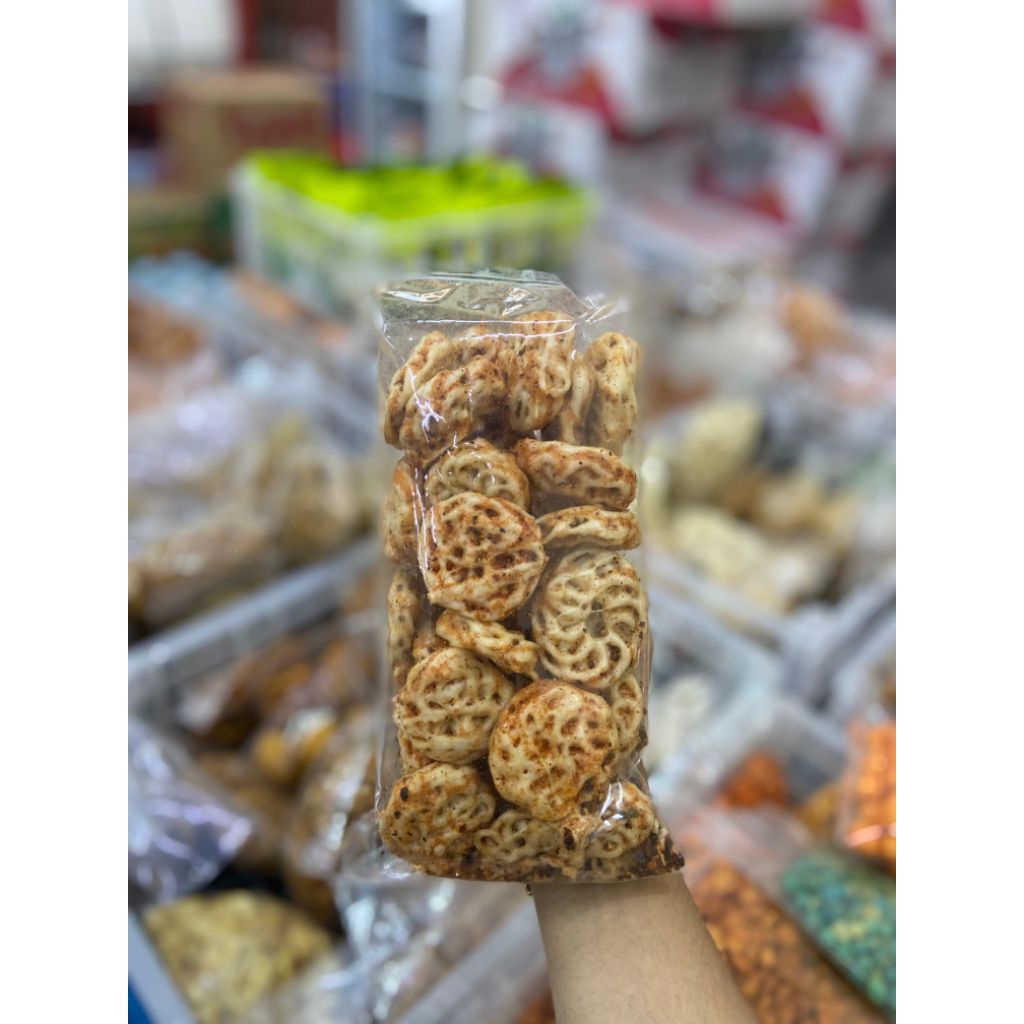 

(250gr) KERUPUK SEBLAK RAFAEL