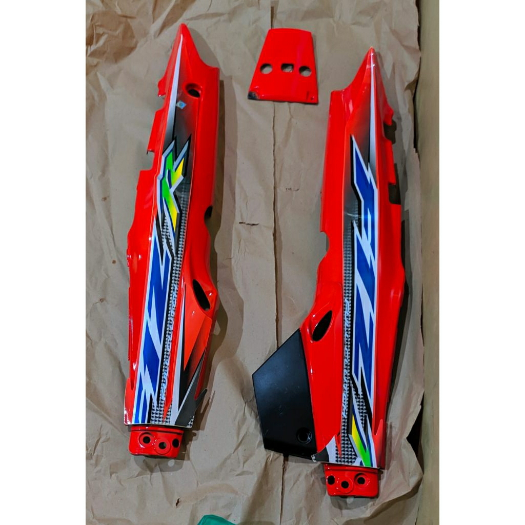 cover body bodi belakang samping yamaha fiz r fiz r warna oren set tutup bok box aki set striping