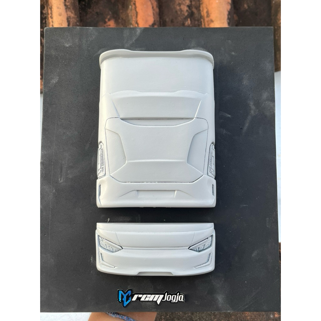 Face / Cowl Miniatur Bus Laksana Legacy SR3 Gen 1 Skala 1:20 / Bumper Miniatur Bus SR3 / Bemper Mini