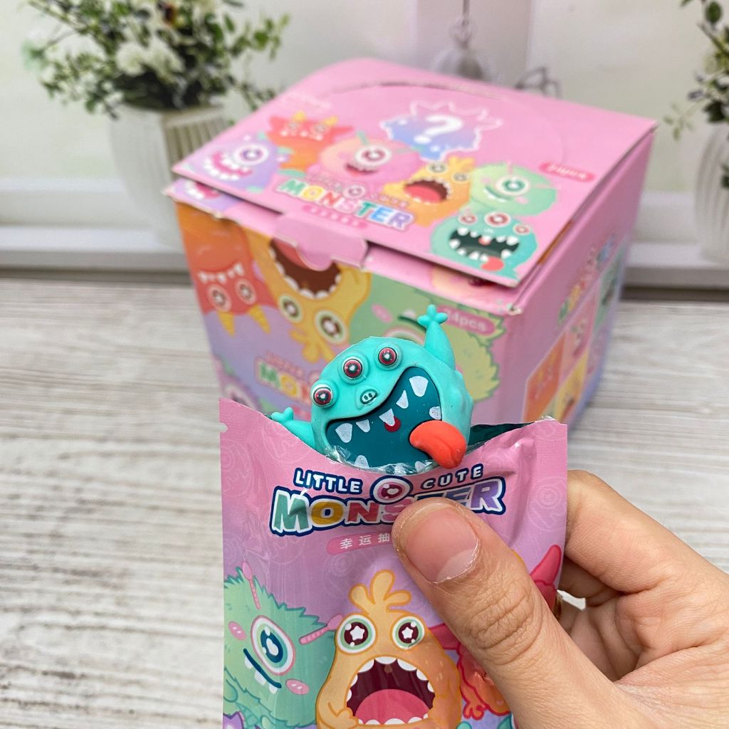 

PENGHAPUS MISTERY BAG LITTLE MONSTER ER-1962 / Karet Penghapus Stip Terbaru Unik Dengan Motif MONSTER Bisa Untuk Koleksi Perlengkapan Sekolah Murah Bisa Cod