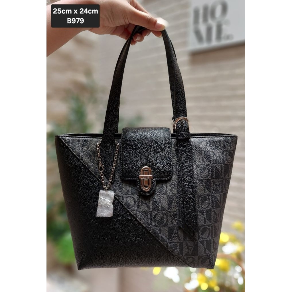 Tote bag hitam mix monogram Bonia original size kecil