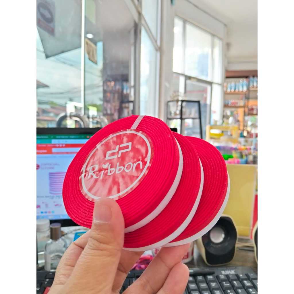 

PITA SATIN MERAH PUTIH 1.3 CM 1 Roll Ribbon Pita Satin MERAH PUTIH 1.3 CM