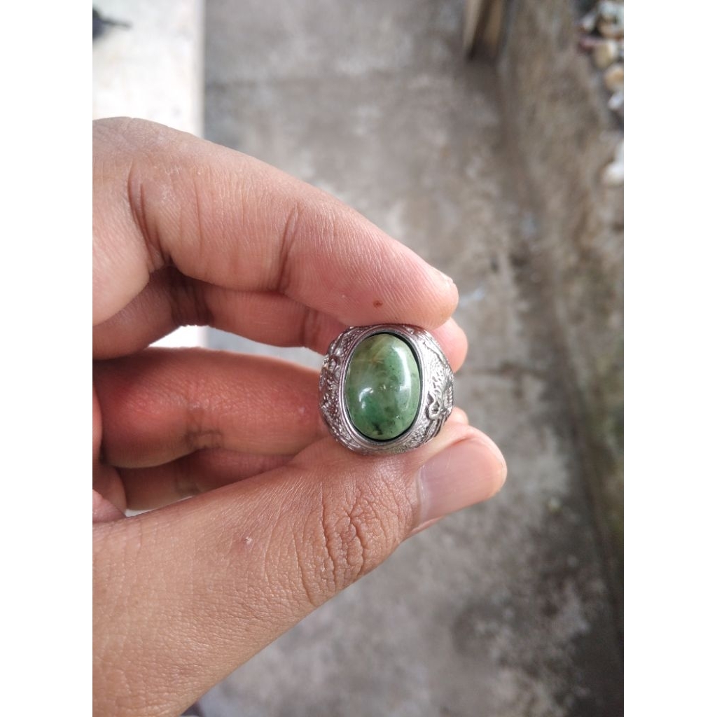 Cincin Giok asli