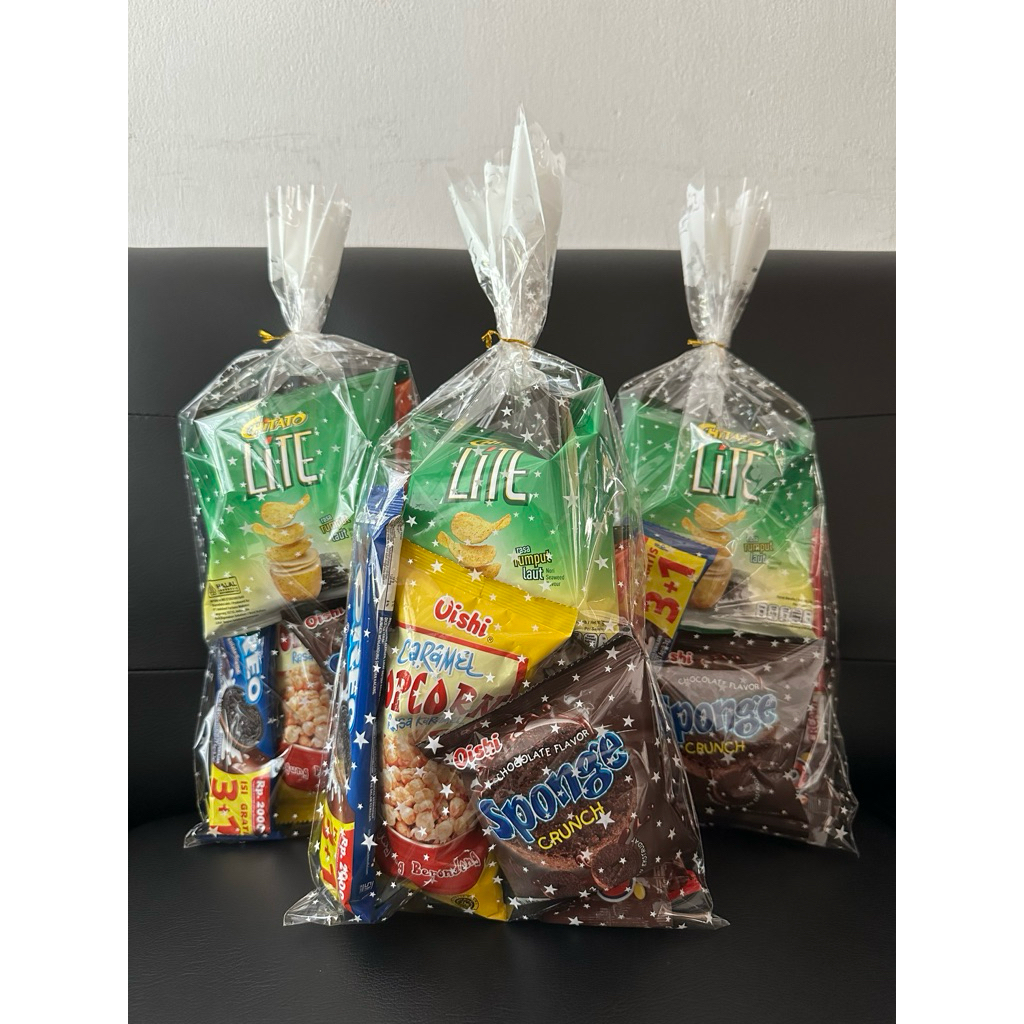 

Hampers Snack Ulang Tahun Anak, Paket snack, Bingkisan Jumat Berkah, Hampers Untuk Panti Asuhan Anak Yatim Piatu