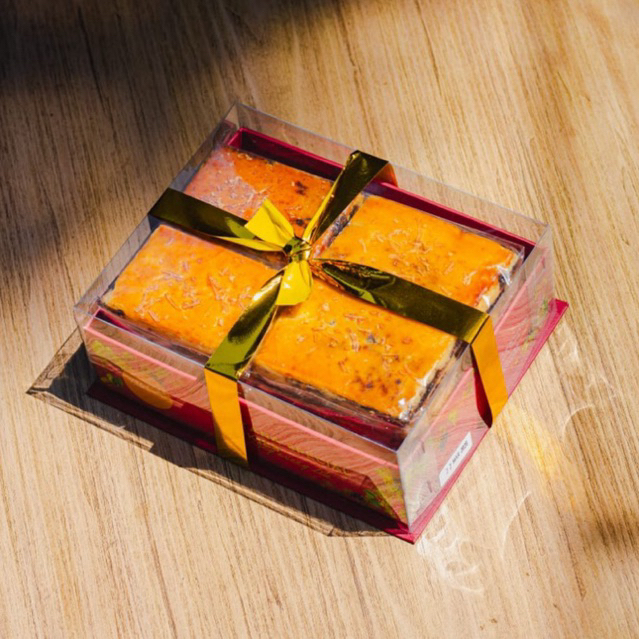 

SULTANA SPECIAL COOKIES BY DITA CAKES BOX MERAH