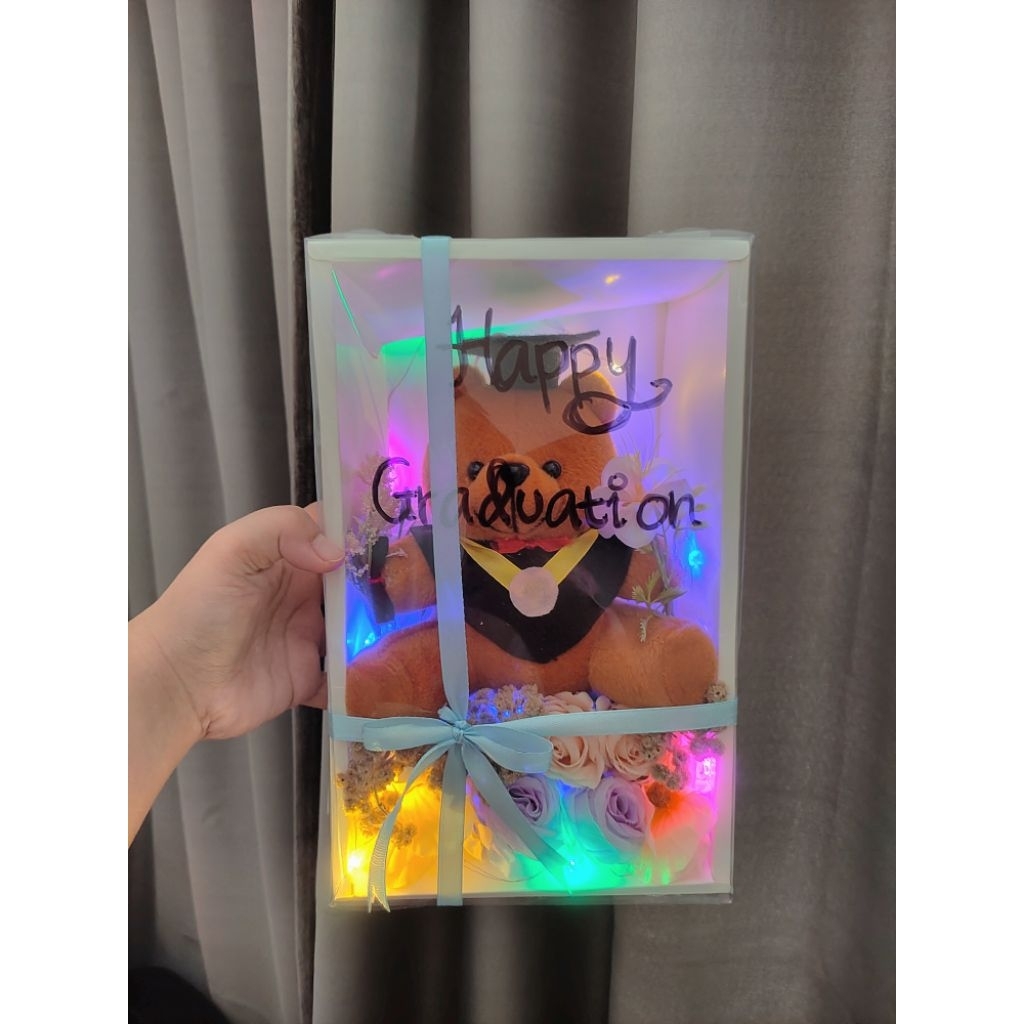 SWEET LEN'S BOUQUET - BOX WISUDA BUKET ARTIFICIAL | BONEKA WISUDA | GIFT BOX CUSTOM TANGERANG