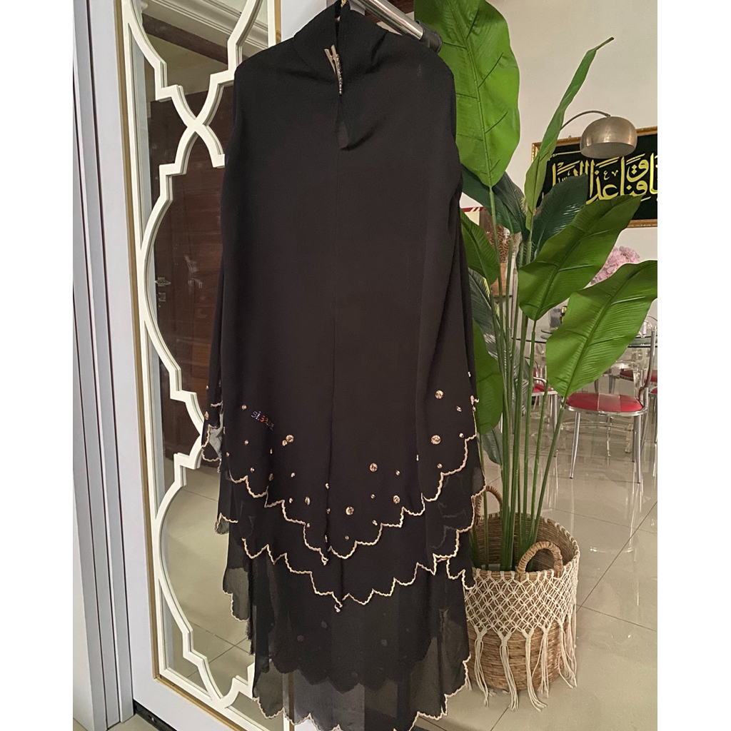 PRELOVED Khimar Sisesa