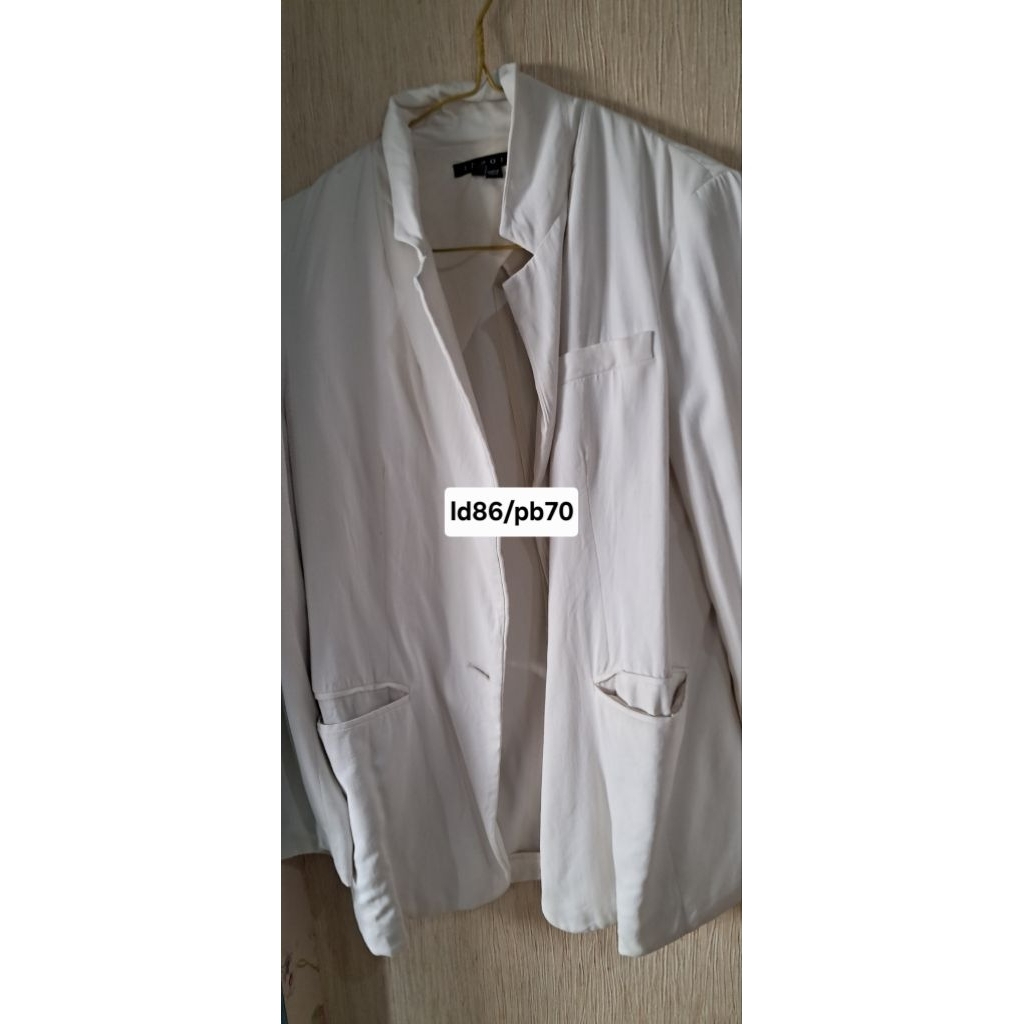 Preloved blazer putih